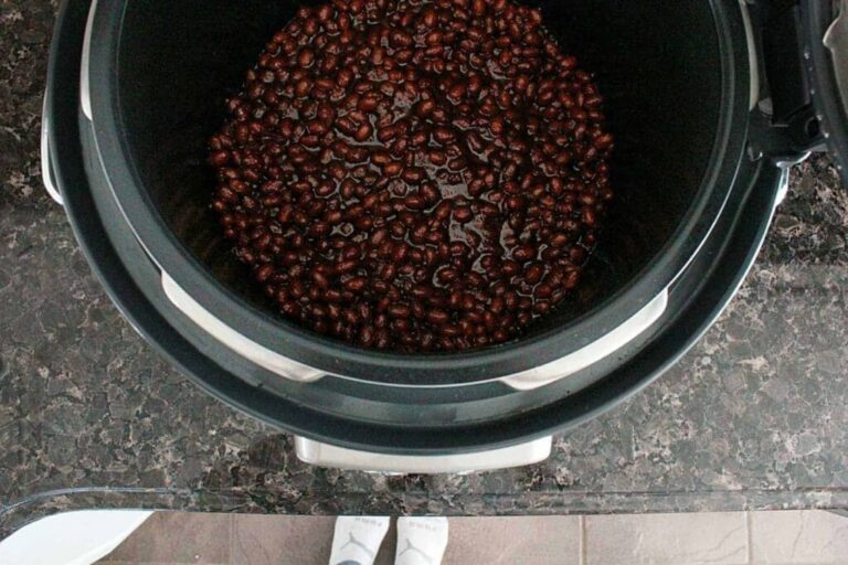 Pressure Cooker Maple Baked Beans crave the good