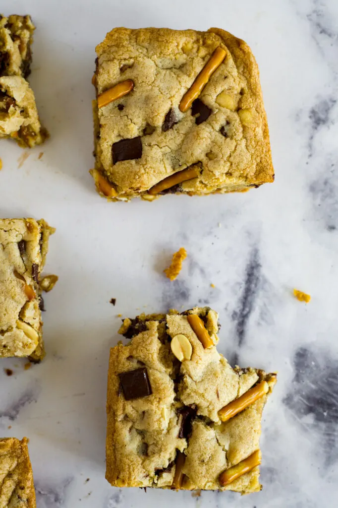 A blondie missing a bite.