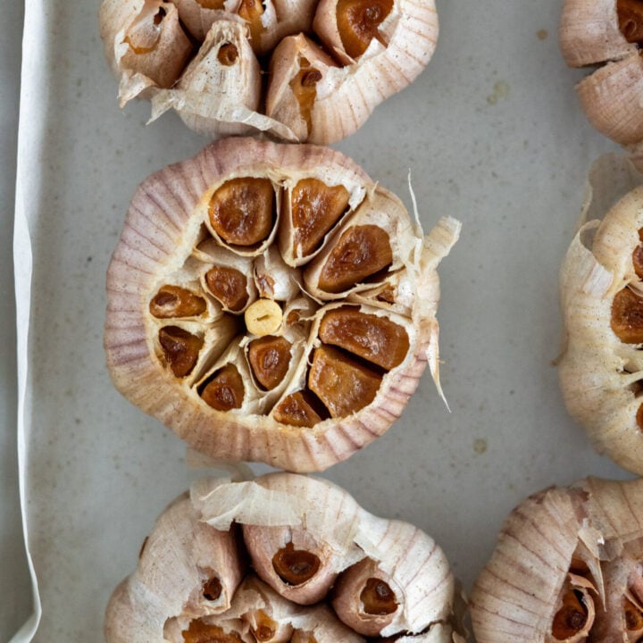 Smoked Garlic-image