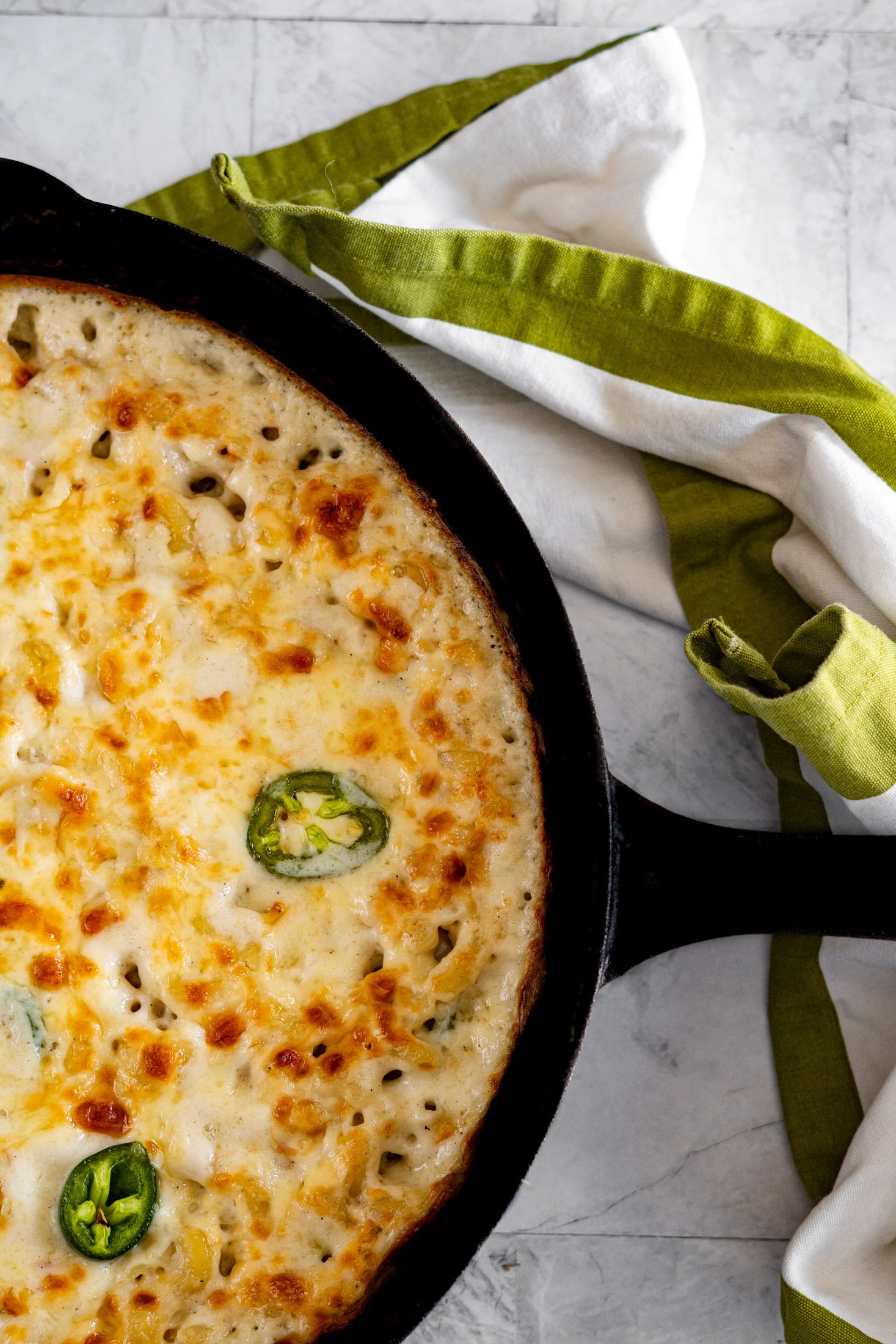 Pepper Jack Mac And Cheese {Creamy, Spicy, Delicious!} crave the good