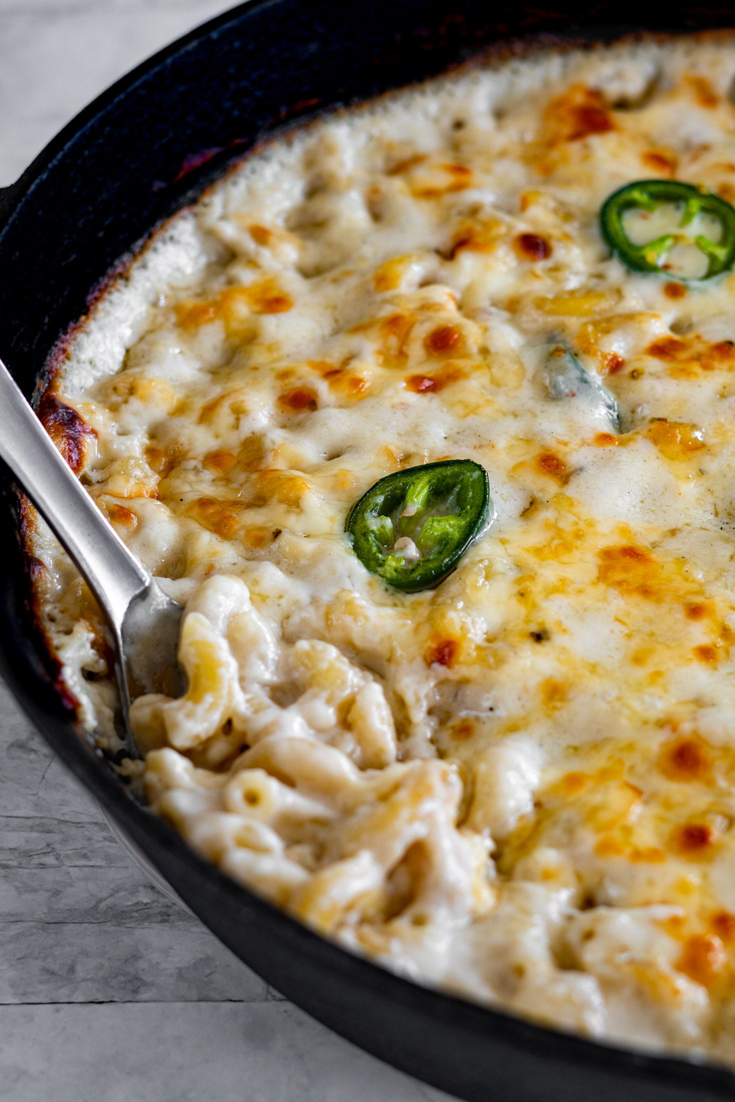 Pepper Jack Mac And Cheese {Creamy, Spicy, Delicious!} crave the good