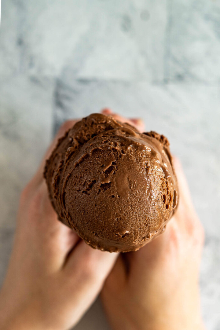 Sous Vide Chocolate Ice Cream { Super Easy Recipe } crave the good