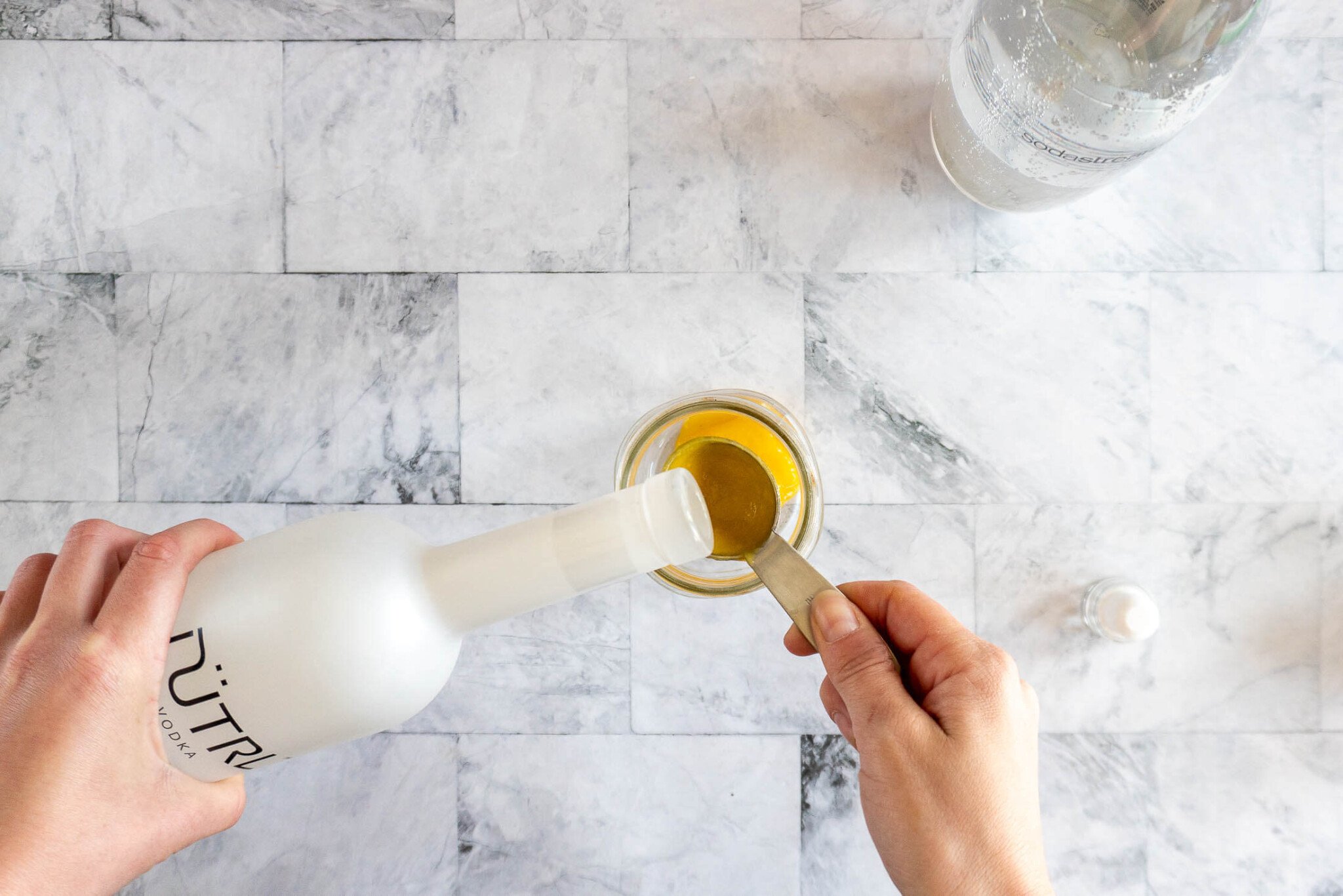 Homemade Hard Seltzer {White Claw Copycat recipe} crave the good