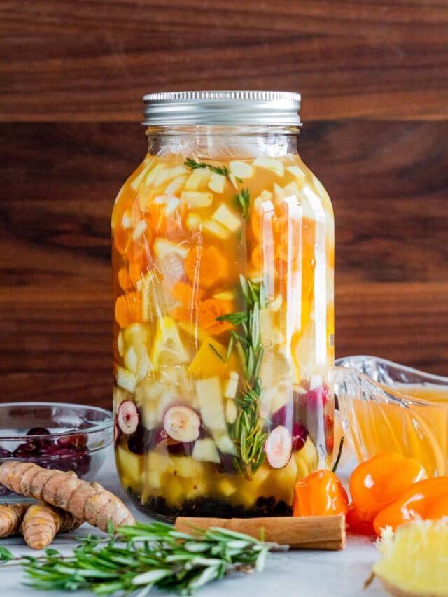 Fire cider in a mason jar.